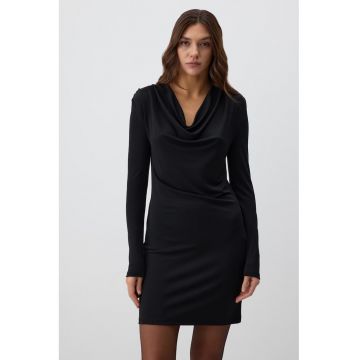 Rochie scurta cu model uni