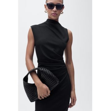 Rochie cu model drapat