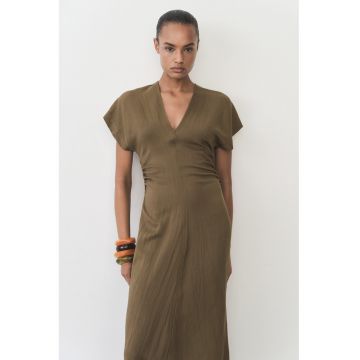 Rochie lunga cu decolteu in V