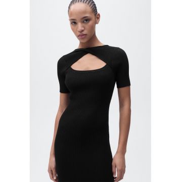 Rochie midi striata cu detaliu cu decupaj