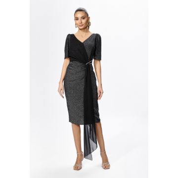 Rochie de ocazie din licra cu fir lame si detaliu din voal tip esarfa Brillia Argintie