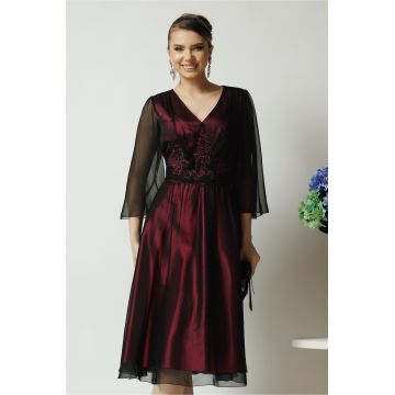Rochie Viada din voal magenta cu broderie pe bust