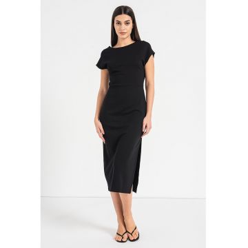 Rochie dreapta cu slit lateral