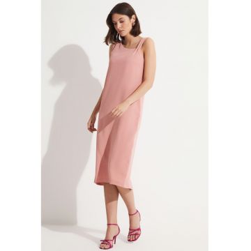Rochie midi cu croiala dreapta