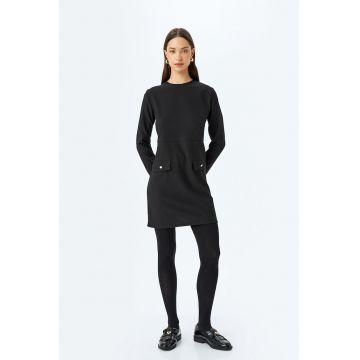 Rochie mini uni cu decolteu la baza gatului