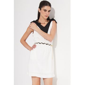 Rochie scurta cu decolteu in V