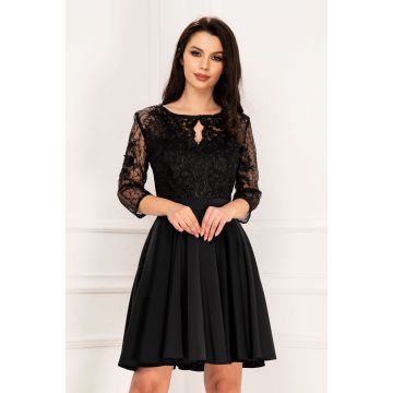 Rochie de ocazie Xenia neagra in clos cu broderie pretioasa si perle