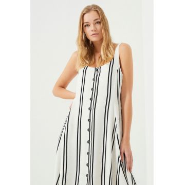 Rochie evazata din amestec de in