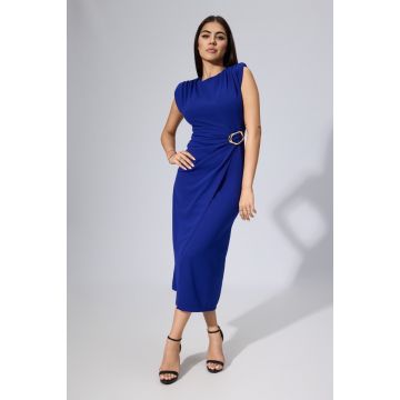 Rochie eleganta din licra cu cu umeri buretati si catarama aurie in talie Anda Albastra