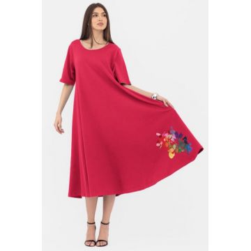Rochie lunga A-line, fucsia inchis, cu imprimeu floare stilizata cu petale multicolore Rochie lunga A-line, fucsia inchis, cu imprimeu floare stilizata cu petale multicolore