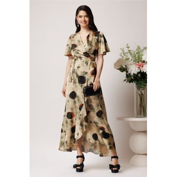 Rochie lunga bej cu buline negre din satin cu croi petrecut
