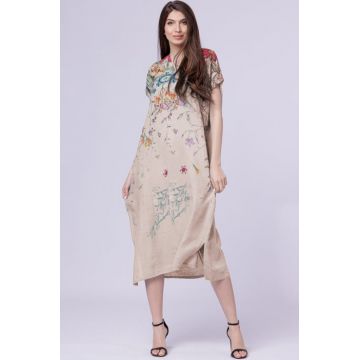 Rochie lunga din in cu imprimeu pictural floral si funda pe spate, pe fond bej