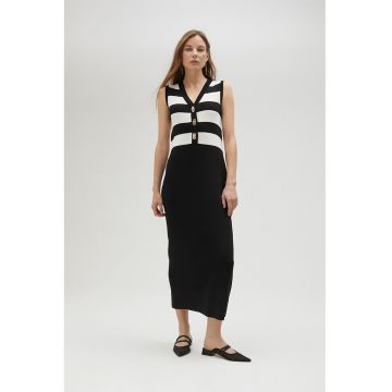 Rochie maxi cu decolteu in V