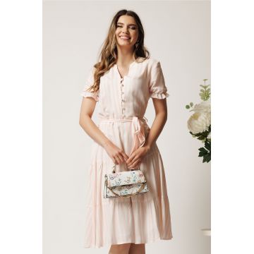 Rochie roz cu dungi albe in clos cu cordon in talie
