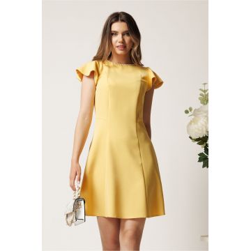Rochie scurta galbena din stofa in cos cu perlute la decolteu- Moze