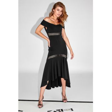 Rochie asimetrica cu decolteu pe umeri