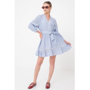 Rochie cu decolteu in V si model in dungi