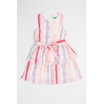 Rochie cu imprimeu si decolteu la baza gatului