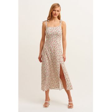 Rochie cu imprimeu si slituri laterale