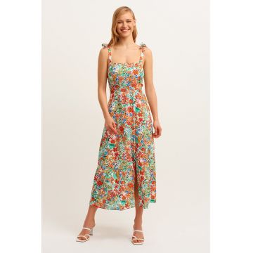 Rochie cu imprimeu si slituri laterale