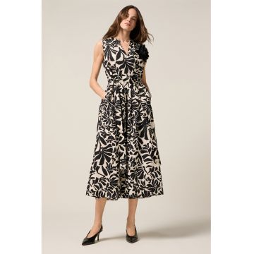 Rochie cu model - decolteu in V si buzunare laterale