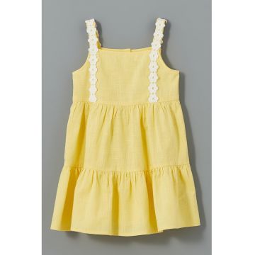 Rochie cu volane si detaliu floral