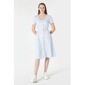 Rochie evazata cu inchidere cu nasturi