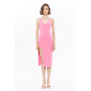 Rochie fara maneci cu slit lateral
