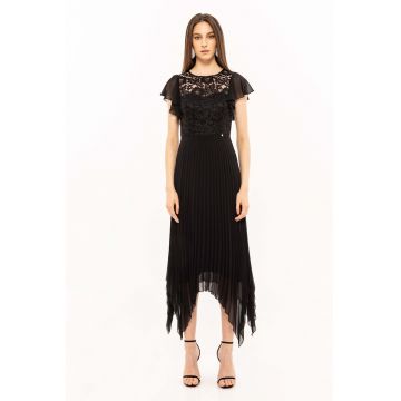 Rochie midi asimetrica cu dantela florala