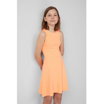 Rochie midi cu croiala evazata