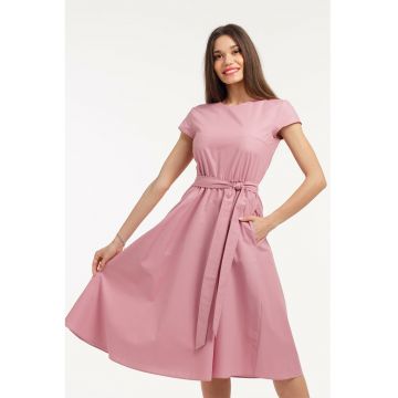 Rochie midi cu croiala evazata si maneci scurte