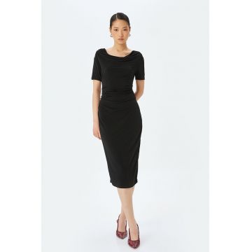 Rochie midi cu decolteu drapat