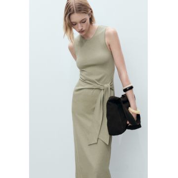 Rochie midi cu decolteu rotund