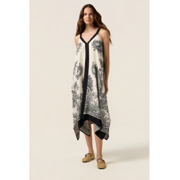 Rochie lejera cu imprimeu floral