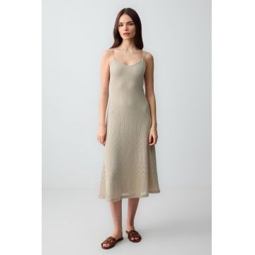 Rochie midi cu model crosetat