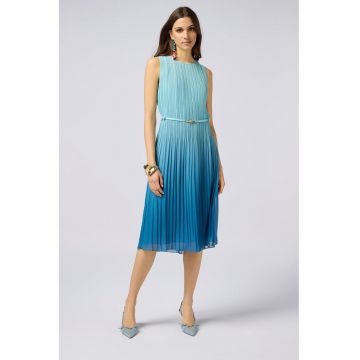 Rochie midi cu pliuri si o curea