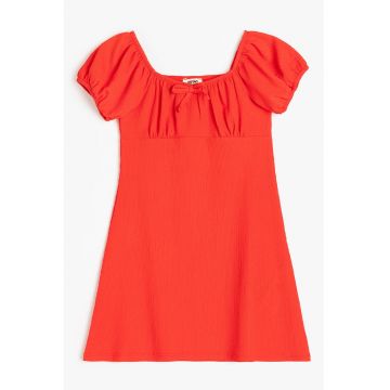 Rochie cu croiala in A si maneci bufante