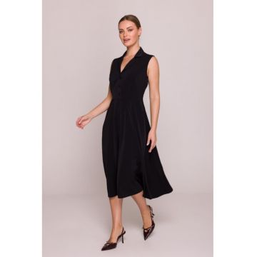 Rochie evazata cu guler -