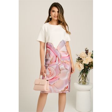 Rochie midi alba cu trandafiri maxi roz din stofa cu croi drept
