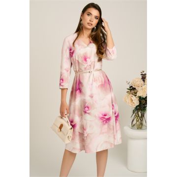Rochie midi bej in clos din stofa cu flori fucsia si curea in talie