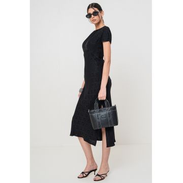 Rochie midi cu model