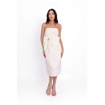 Rochie midi de satin cu aplicatie florala si barete de lant