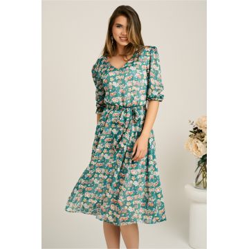 Rochie midi verde din voal in clos cu flori roz piersica si cordon in talie