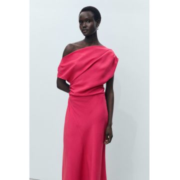 Rochie asimetrica fara bretele