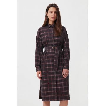 Rochie-camasa cu model in carouri si curea asortata