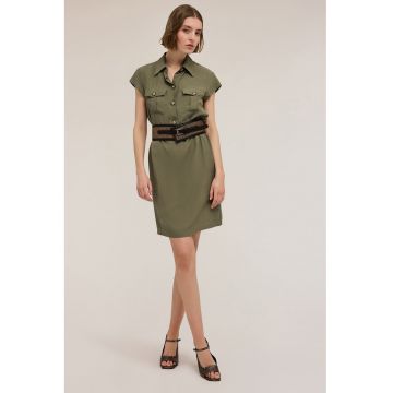 Rochie cu buzunare pe piept