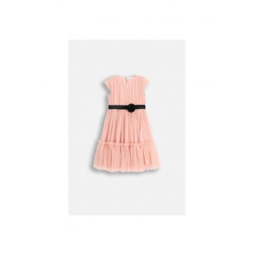 Rochie cu strat exterior din tul