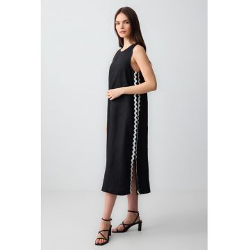Rochie de in fara maneci cu slituri laterale
