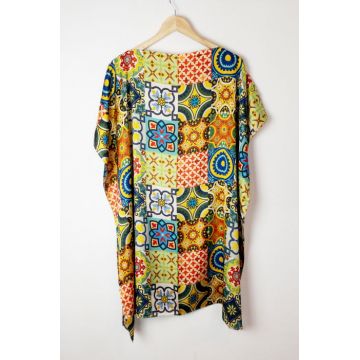 Rochie de plaja tip poncho din matase cu imprimeu model marocan in culori vibrante