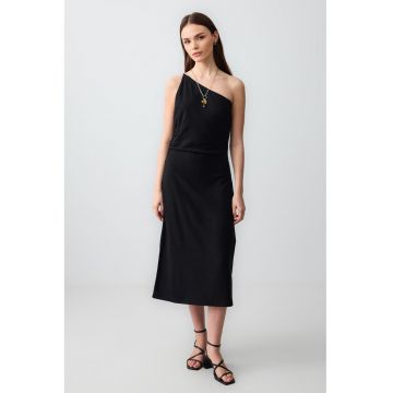 Rochie din amestec de in cu decolteu pe un umar